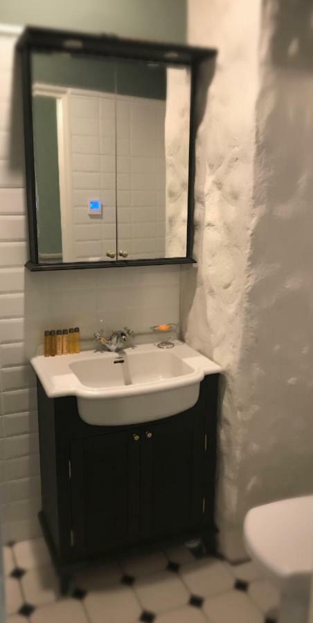 Villa Kertelhof Guesthouse Kärdla Dış mekan fotoğraf